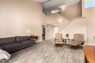 Photo #4: 6931307 Listing