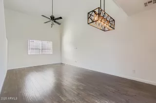 Photo #4: 6931368 Listing 