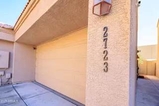 Photo #4: 6931373 Listing