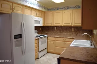 Photo #4: 6931433 Listing