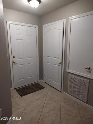 Photo #4: 6931473 Listing 