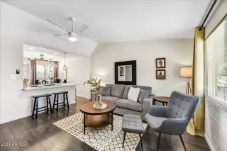 Photo #1: 6931569 Listing 