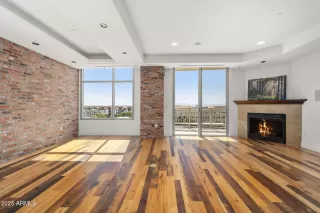 Photo #3: 6931778 Listing 