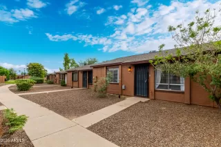 Photo #1: 6931812 Listing 