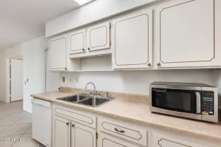 Photo #2: 6931839 Listing 