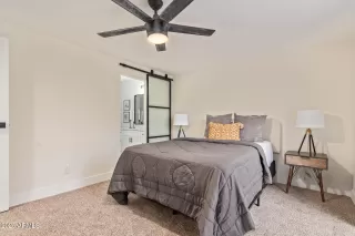 Photo #6: 6931888 Listing