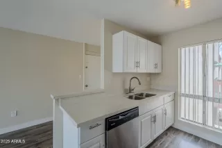 Photo #5: 6931895 Listing 