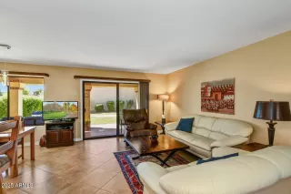 Photo #3: 6931916 Listing 