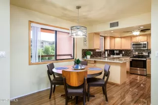 Photo #1: 6931970 Listing 