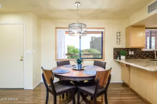 Photo #2: 6931970 Listing 