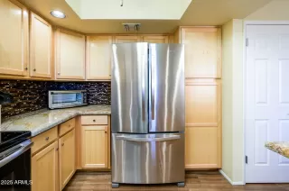 Photo #6: 6931970 Listing 