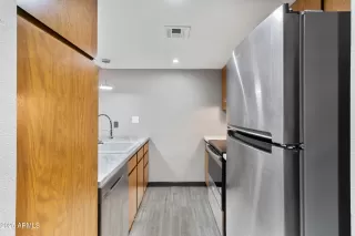 Photo #2: 6932023 Listing 