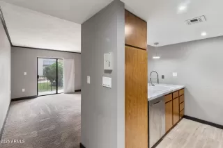 Photo #3: 6932023 Listing 