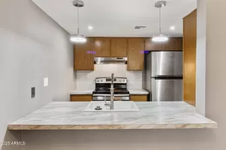 Photo #6: 6932023 Listing 