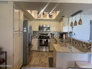 Photo #2: 6932026 Listing 