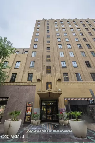 Photo #4: 6932079 Listing 