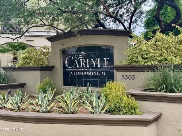 MLS: 6932151 Condo For Sale