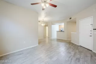 Photo #6: 6932151 Listing