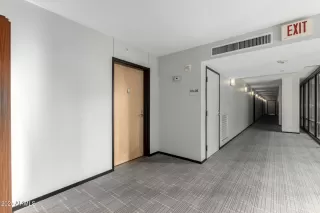 Photo #5: 6932203 Listing