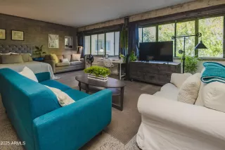 Photo #6: 6932274 Listing 