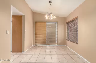 Photo #6: 6932350 Listing 