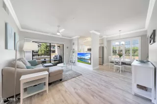 Photo #3: 6932352 Listing 