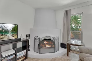 Photo #5: 6932355 Listing