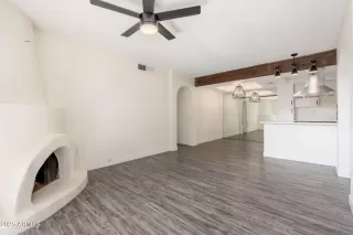 Photo #4: 6932590 Listing 