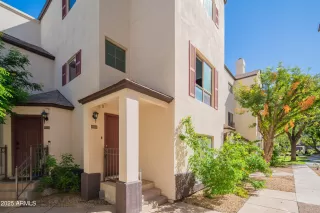 Photo #4: 6932612 Listing 