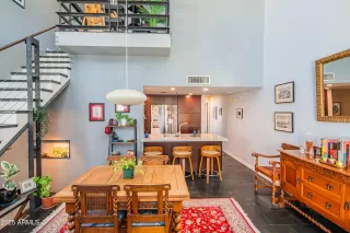 Photo #5: 6932612 Listing 