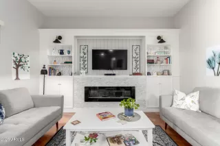 Photo #3: 6932660 Listing