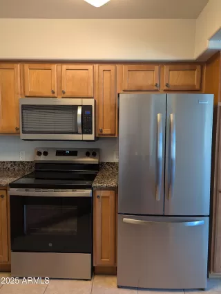 Photo #5: 6932673 Listing 