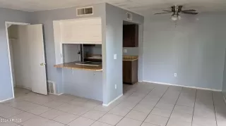 Photo #6: 6932755 Listing