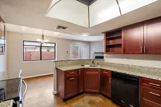 Photo #1: 6932773 Listing 