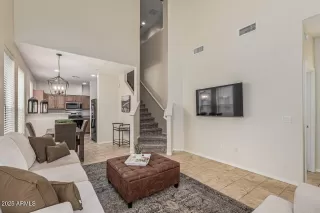 Photo #2: 6932950 Listing