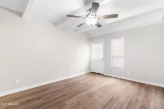 Photo #3: 6933018 Listing 