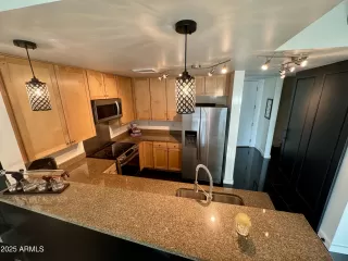 Photo #4: 6933095 Listing 