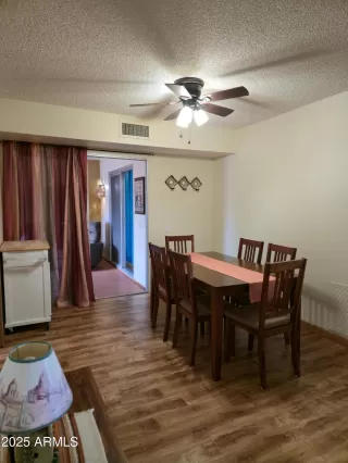 Photo #2: 6933146 Listing 