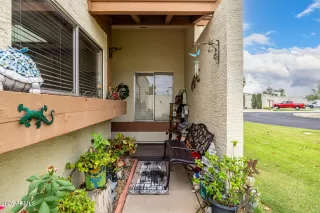 Photo #4: 6933256 Listing