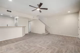 Photo #3: 6933331 Listing 