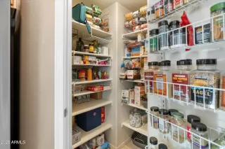 Photo #6: 6933526 Listing