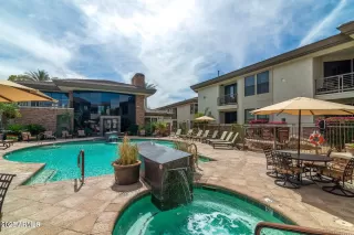 Photo #2: 6933586 Listing 