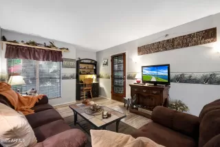 Photo #2: 6933797 Listing