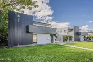 Photo #2: 6933800 Listing 