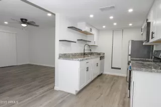 Photo #2: 6933858 Listing 