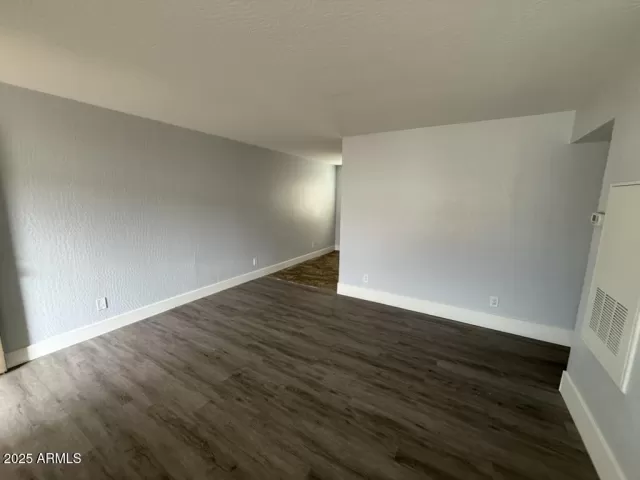 MLS: 6933882 Condo For Sale