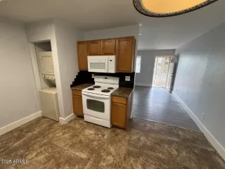 Photo #2: 6933882 Listing 