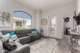 Photo #2: 6933915 Listing