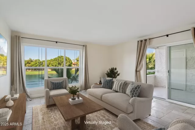 MLS: 6933999 Condo For Sale