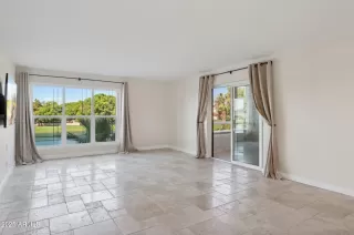 Photo #1: 6933999 Listing